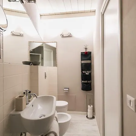 Apt.prati L.t. * روما